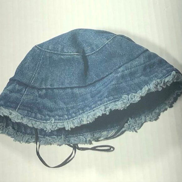 Build-A-Bear Hello Kitty Outfit Set Gingham Ruffled Top Denim Skirt Red/White OS - Picture 10 of 10